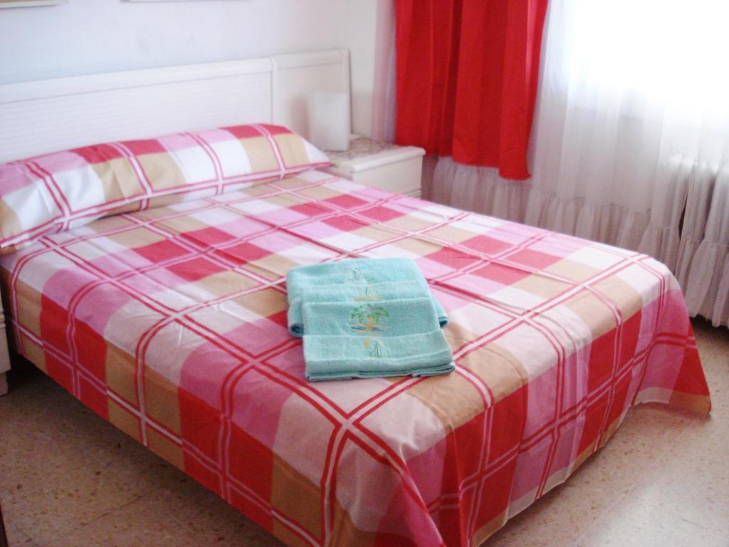 Walkincenter Bed and Breakfast Rome Kamer foto