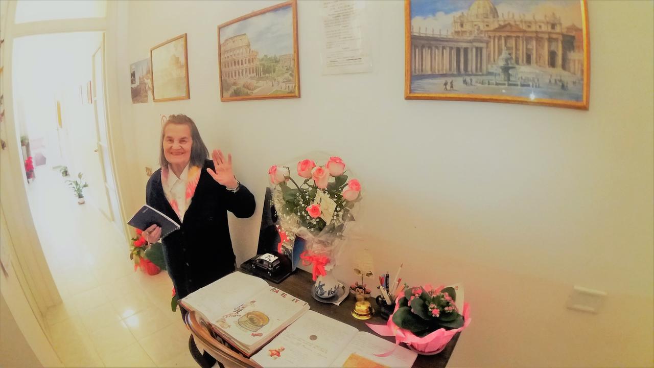Walkincenter Bed and Breakfast Rome Buitenkant foto